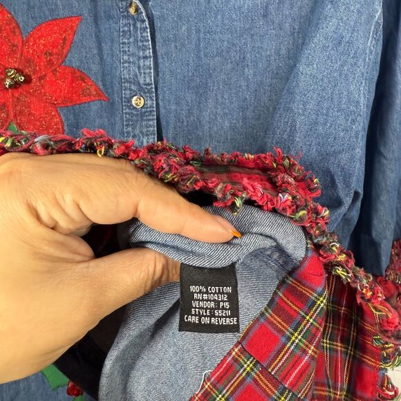 VTG Sierra Pacific Denim Christmas Shirt Women Large Poinsettia Plaid Festive - Picture 4 of 10